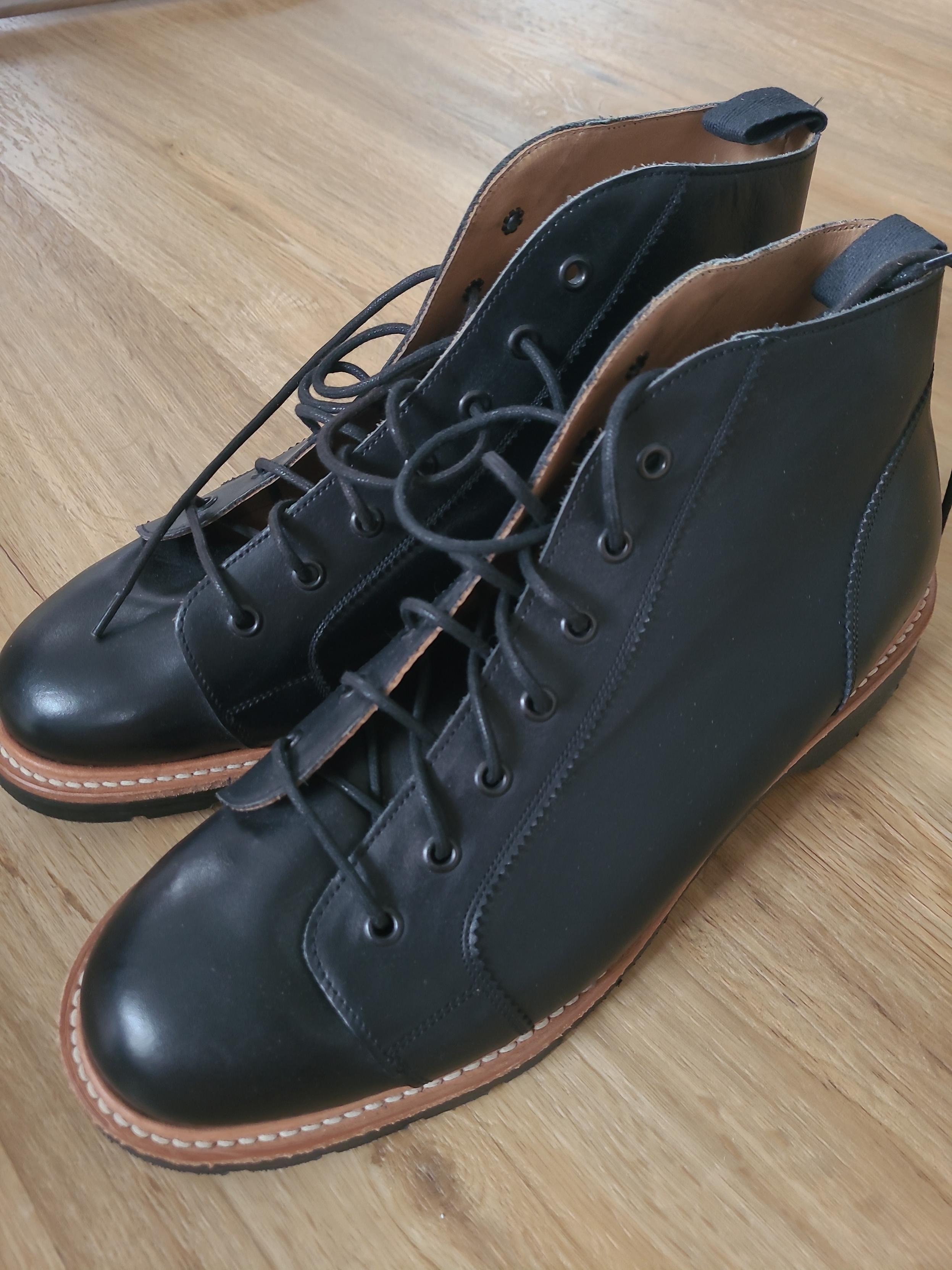 Schuhe von Außen